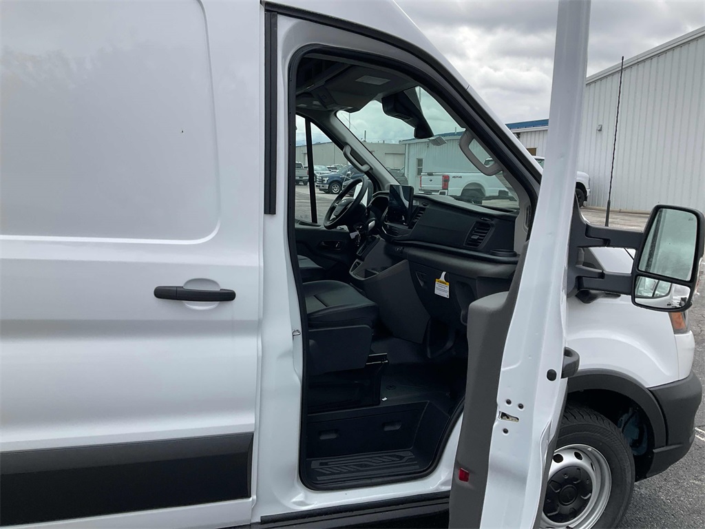 2024 Ford Transit Base Image 24 of 26