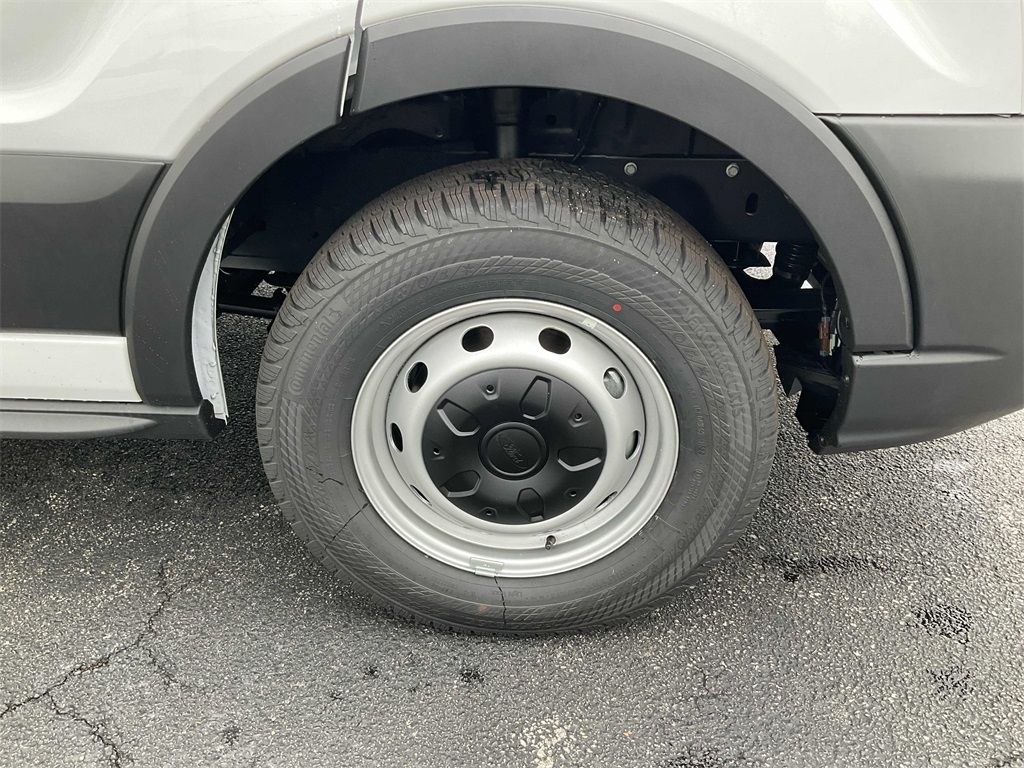 2024 Ford Transit Base Image 8 of 26