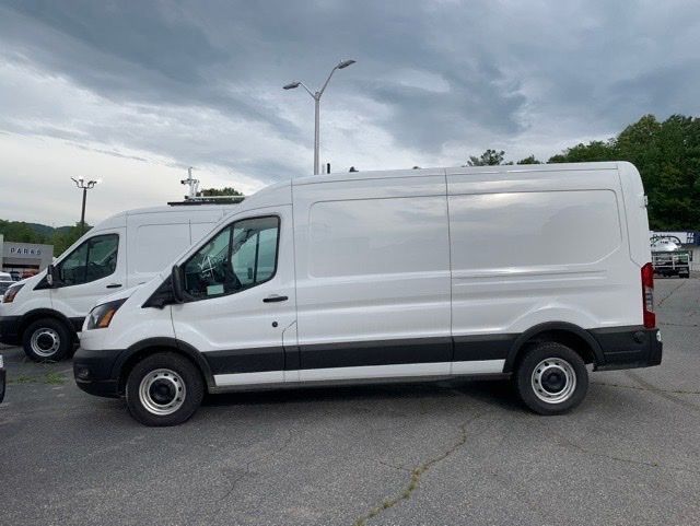 2024 Ford Transit Base Image 2 of 28