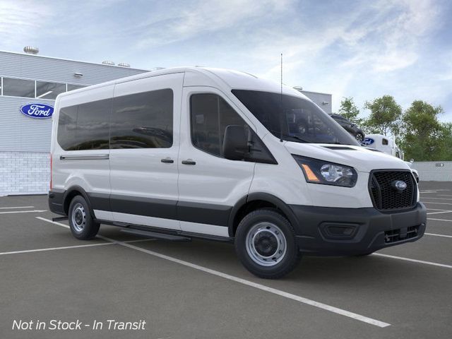 Vehicle image 4 of 22