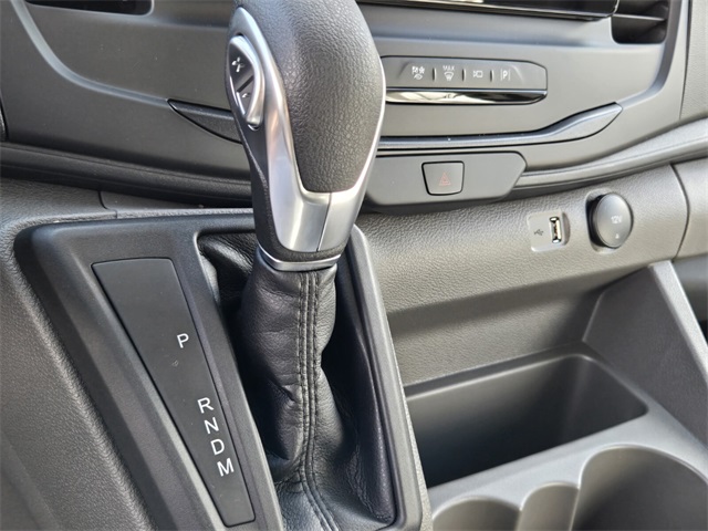 Vehicle image 10 of 12