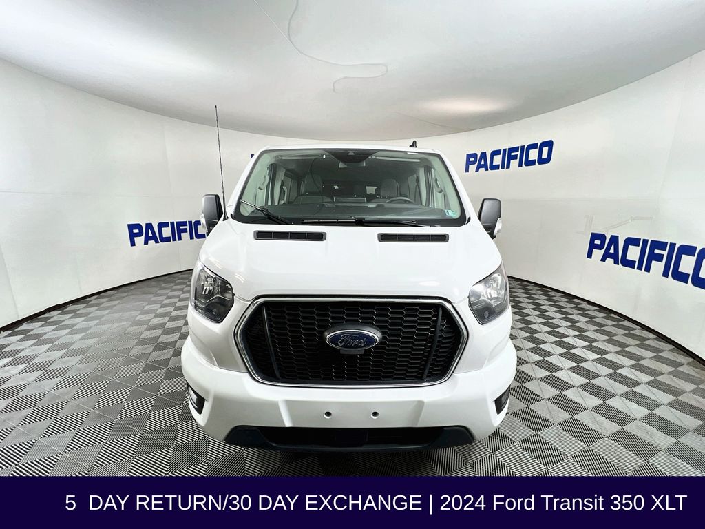2024 Ford Transit XLT Image 2 of 41