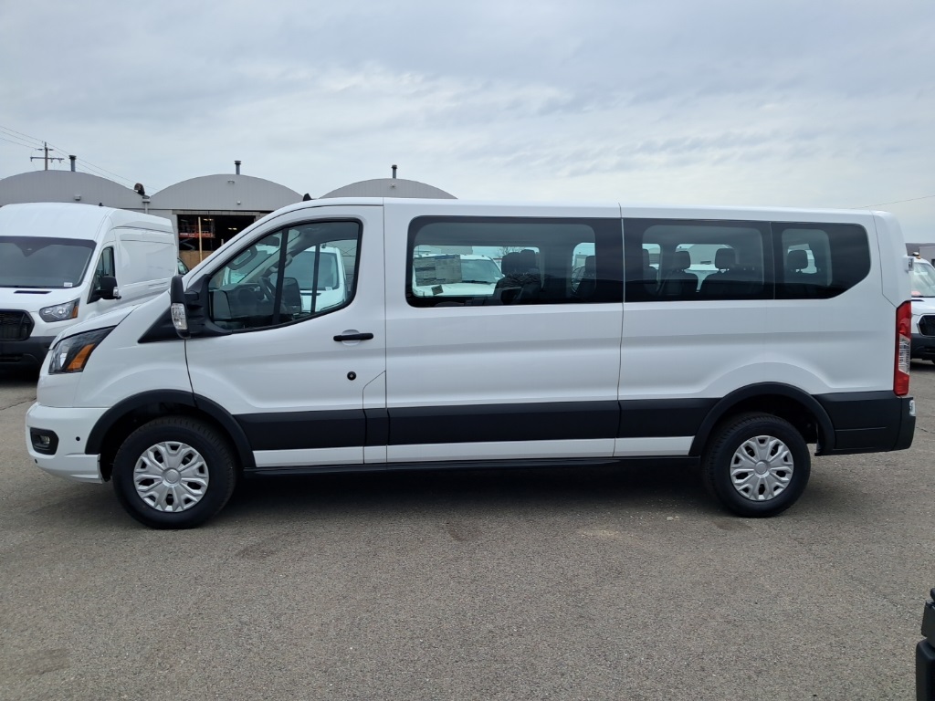 2024 Ford Transit XLT Image 5 of 24