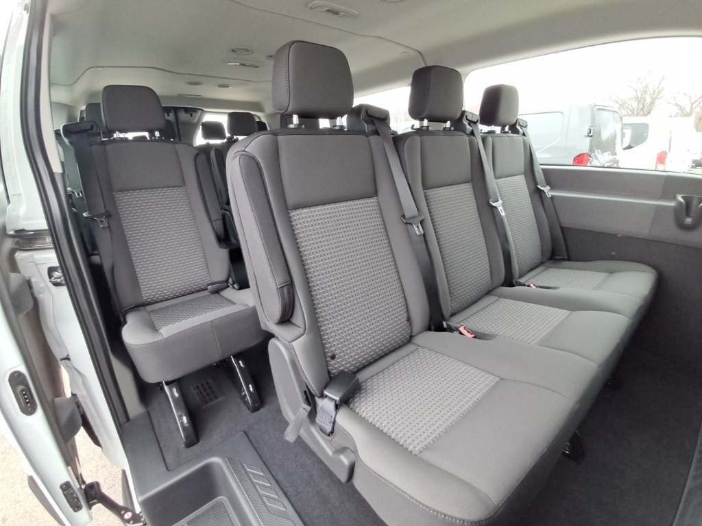 2024 Ford Transit XLT Image 7 of 24