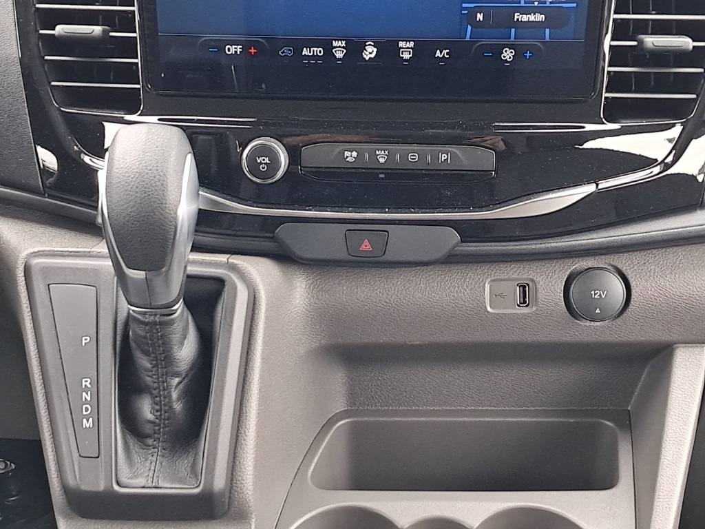 2024 Ford Transit XLT Image 18 of 24