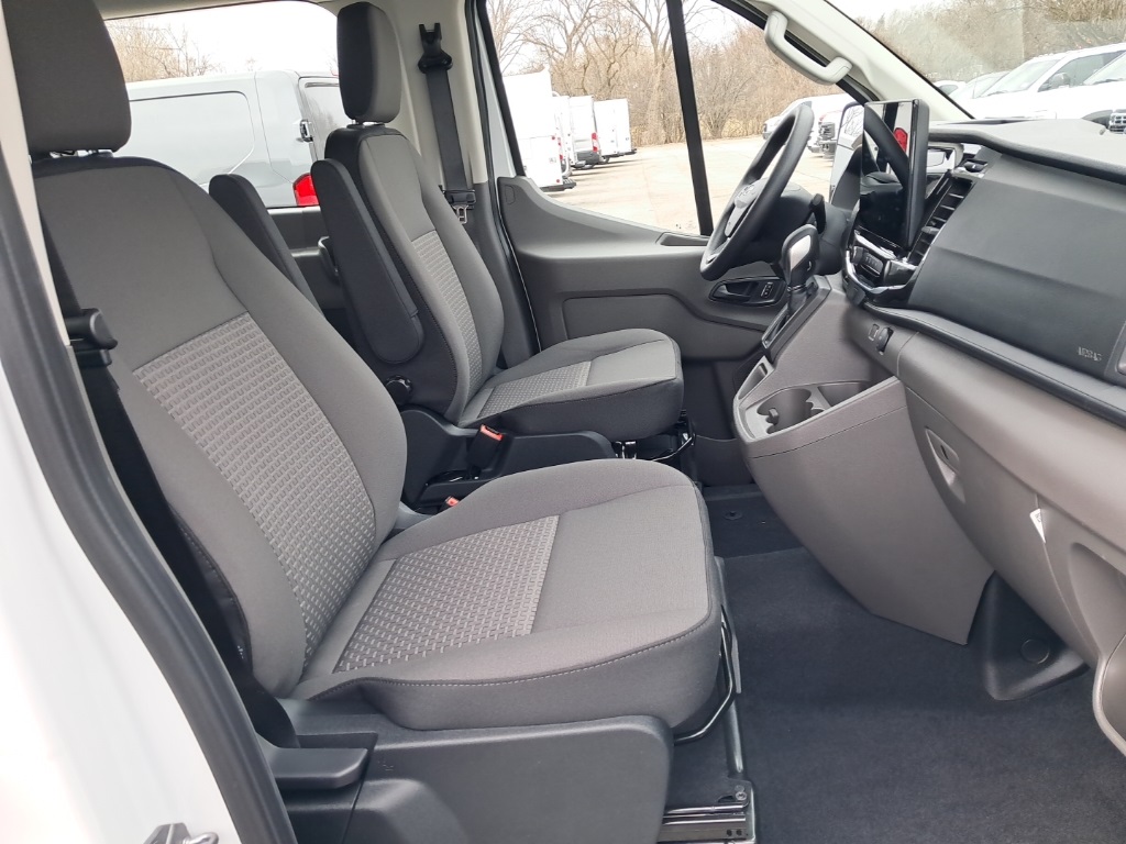 2024 Ford Transit XLT Image 9 of 24
