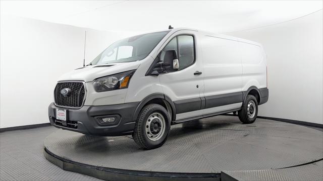 2024 Ford Transit Base Image 2 of 26