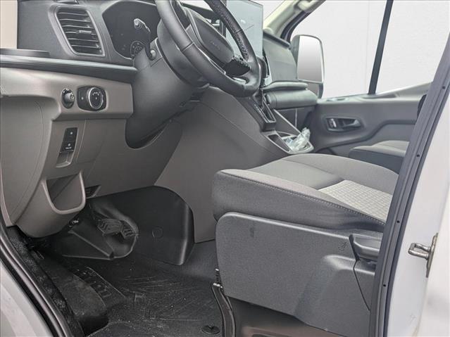 2024 Ford Transit Base Image 9 of 20