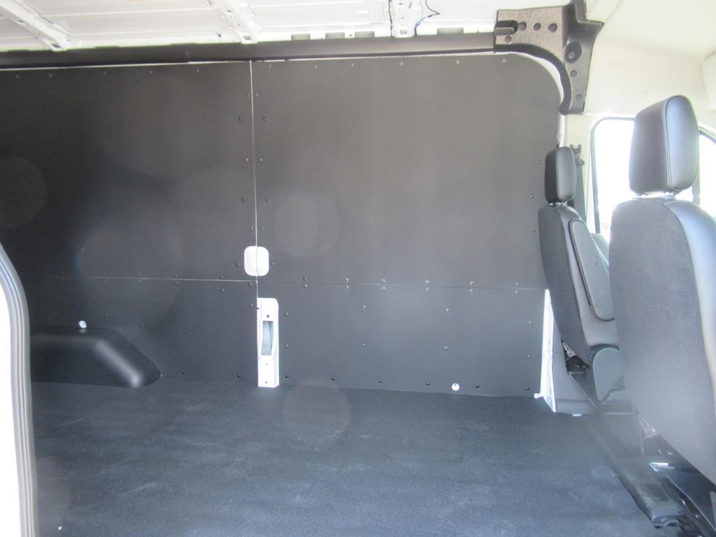 Vehicle image 25 of 26
