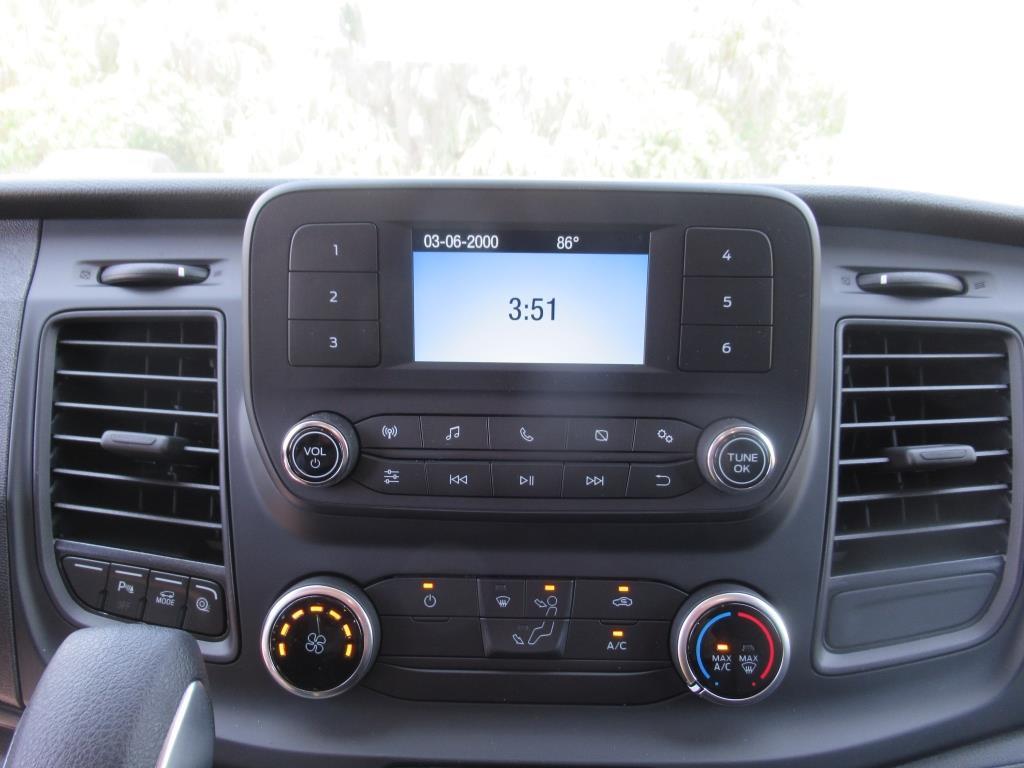 Vehicle image 20 of 26