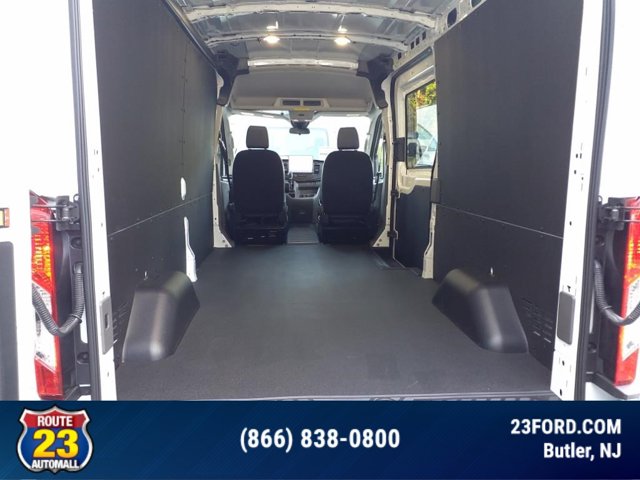 Vehicle image 7 of 15