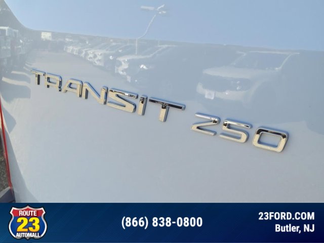 Vehicle image 5 of 13