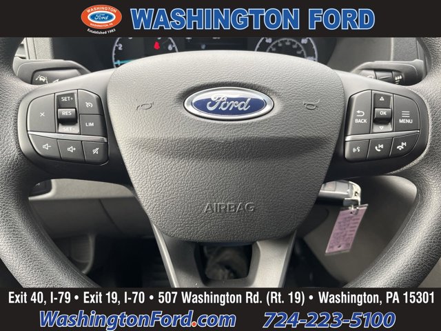 Vehicle image 23 of 24