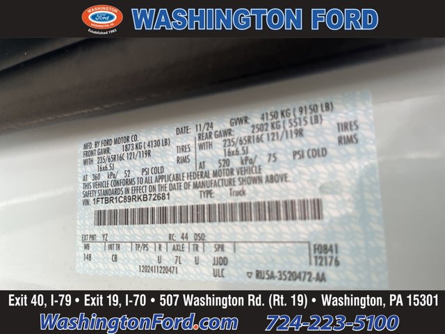 Vehicle image 18 of 24