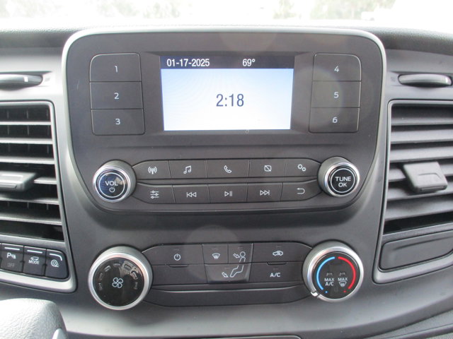 Vehicle image 12 of 17
