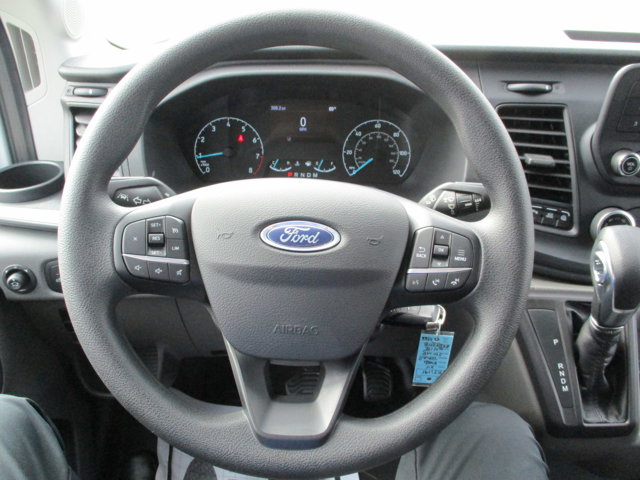 Vehicle image 11 of 17
