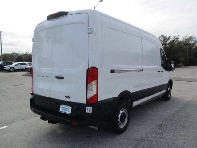 Vehicle image 5 of 17