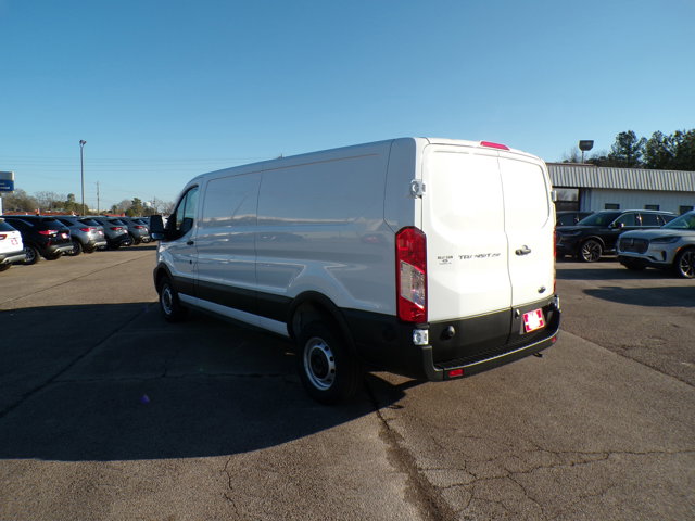 Vehicle image 7 of 21