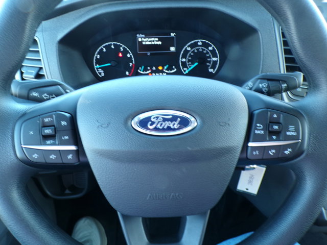 Vehicle image 14 of 21
