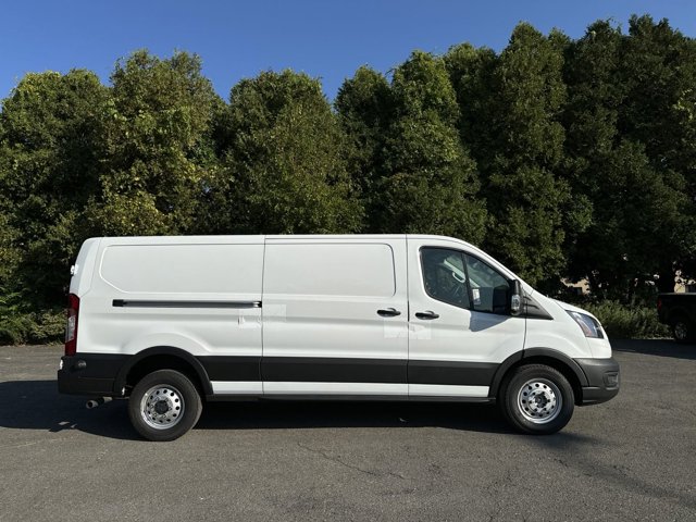 Vehicle image 4 of 36