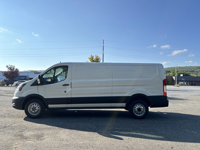 Vehicle image 8 of 36