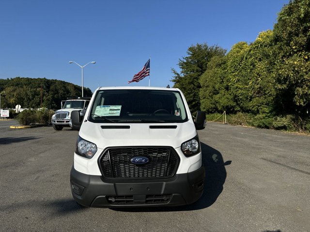 Vehicle image 2 of 36