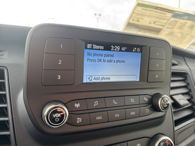 Vehicle image 17 of 33
