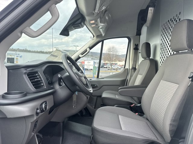 Vehicle image 11 of 33