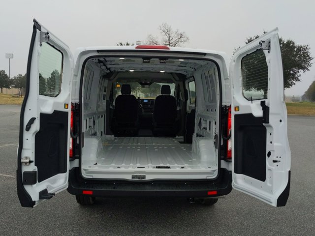 Vehicle image 12 of 32