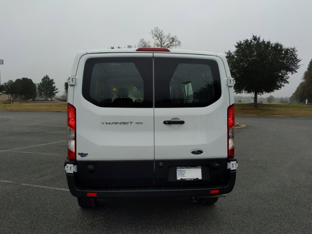 Vehicle image 7 of 32
