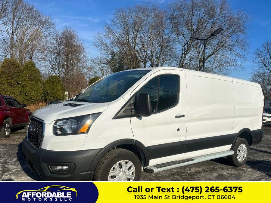 2024 Ford Transit Base Image 2 of 8