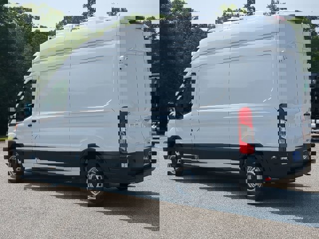 Vehicle image 10 of 25