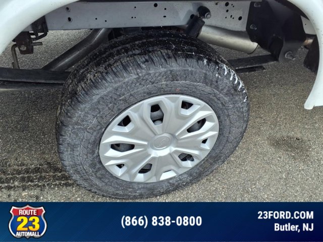 Vehicle image 6 of 40