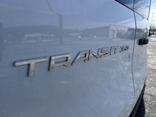 Vehicle image 31 of 32