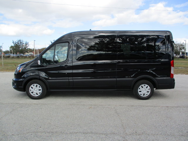 Vehicle image 7 of 18