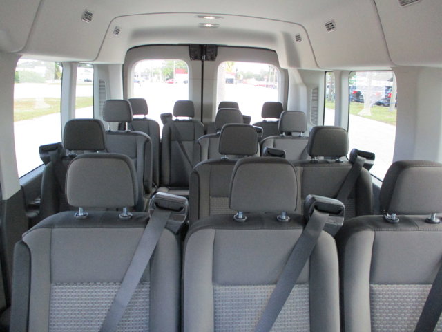 Vehicle image 18 of 18