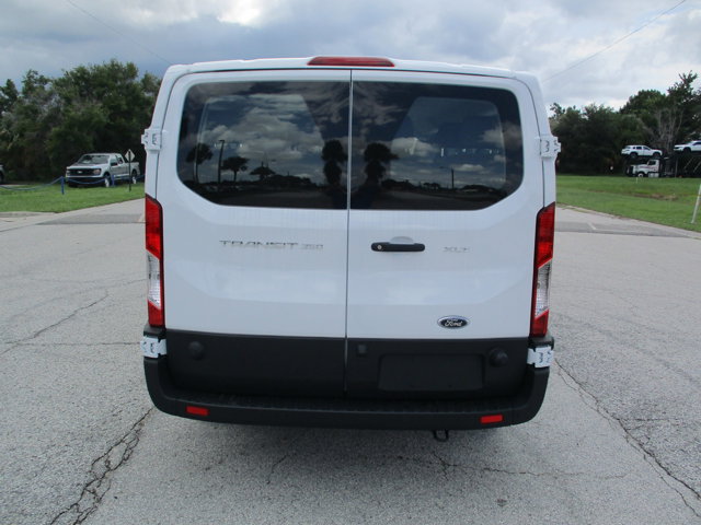 2024 Ford Transit XLT Image 6 of 18