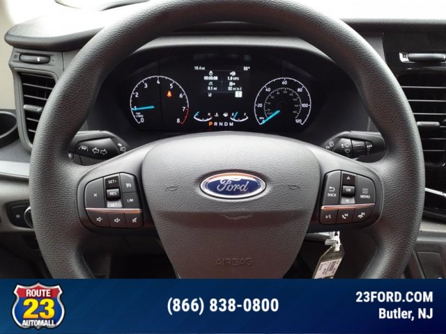Vehicle image 12 of 18