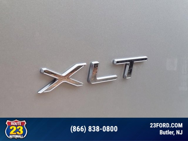 Vehicle image 6 of 18