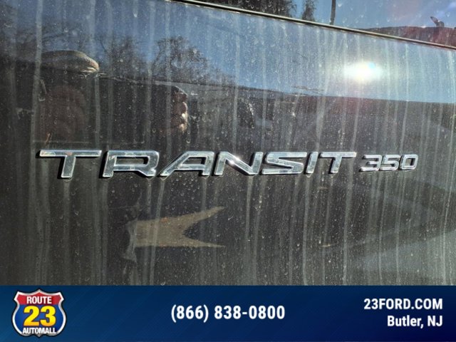 Vehicle image 7 of 17