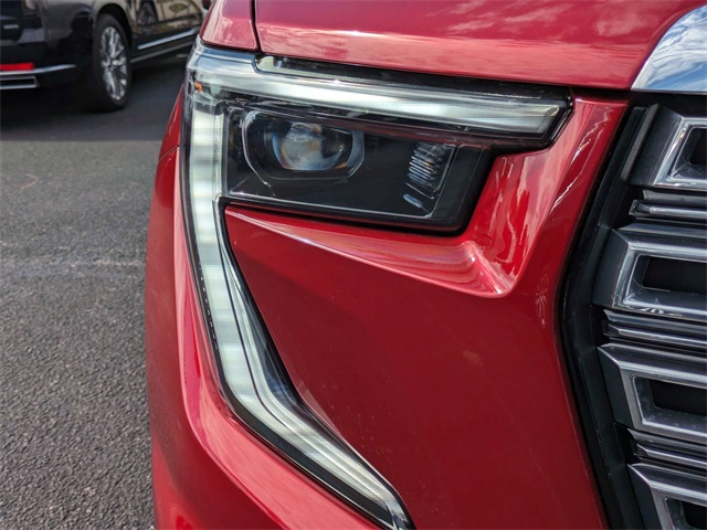 Vehicle image 10 of 31