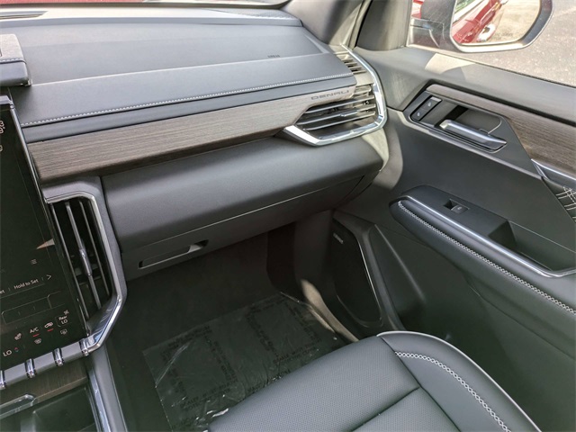 Vehicle image 16 of 31