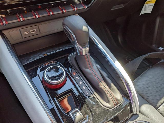 Vehicle image 16 of 21
