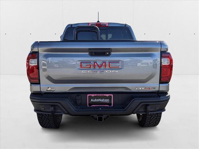 Vehicle image 5 of 21