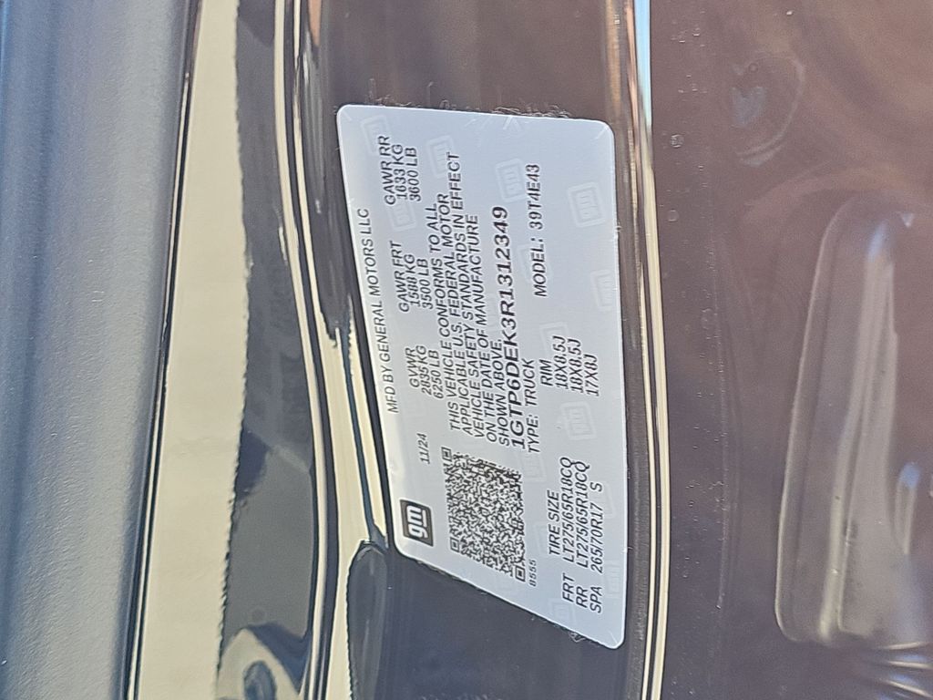 2024 GMC Canyon 4WD AT4 Image 29 of 41