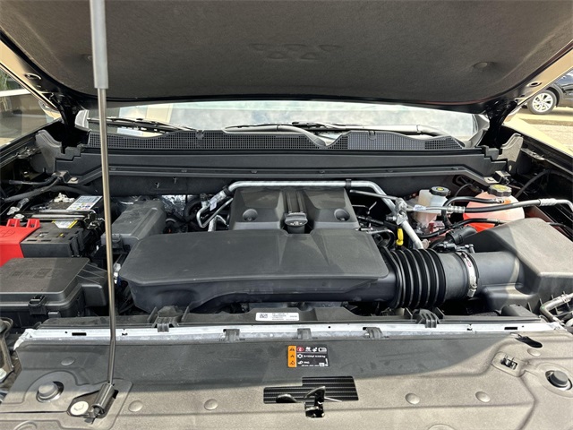 Vehicle image 24 of 29