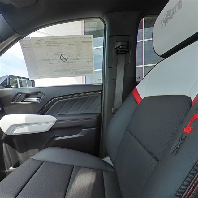 Vehicle image 27 of 29