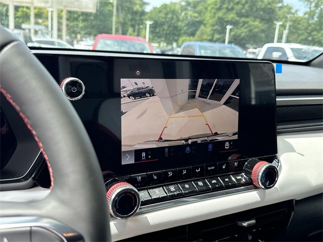 Vehicle image 19 of 29