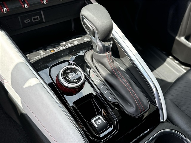 Vehicle image 13 of 29