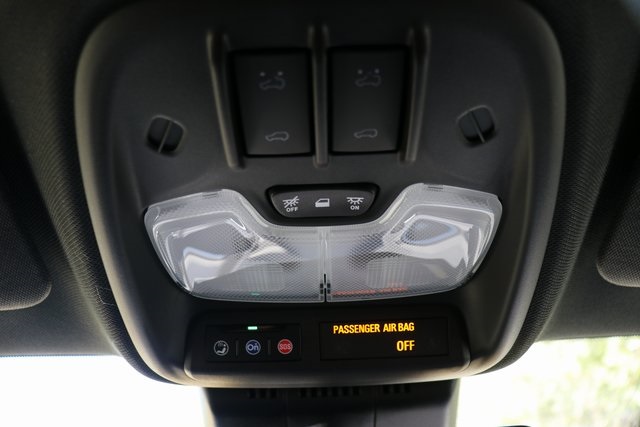Vehicle image 24 of 26